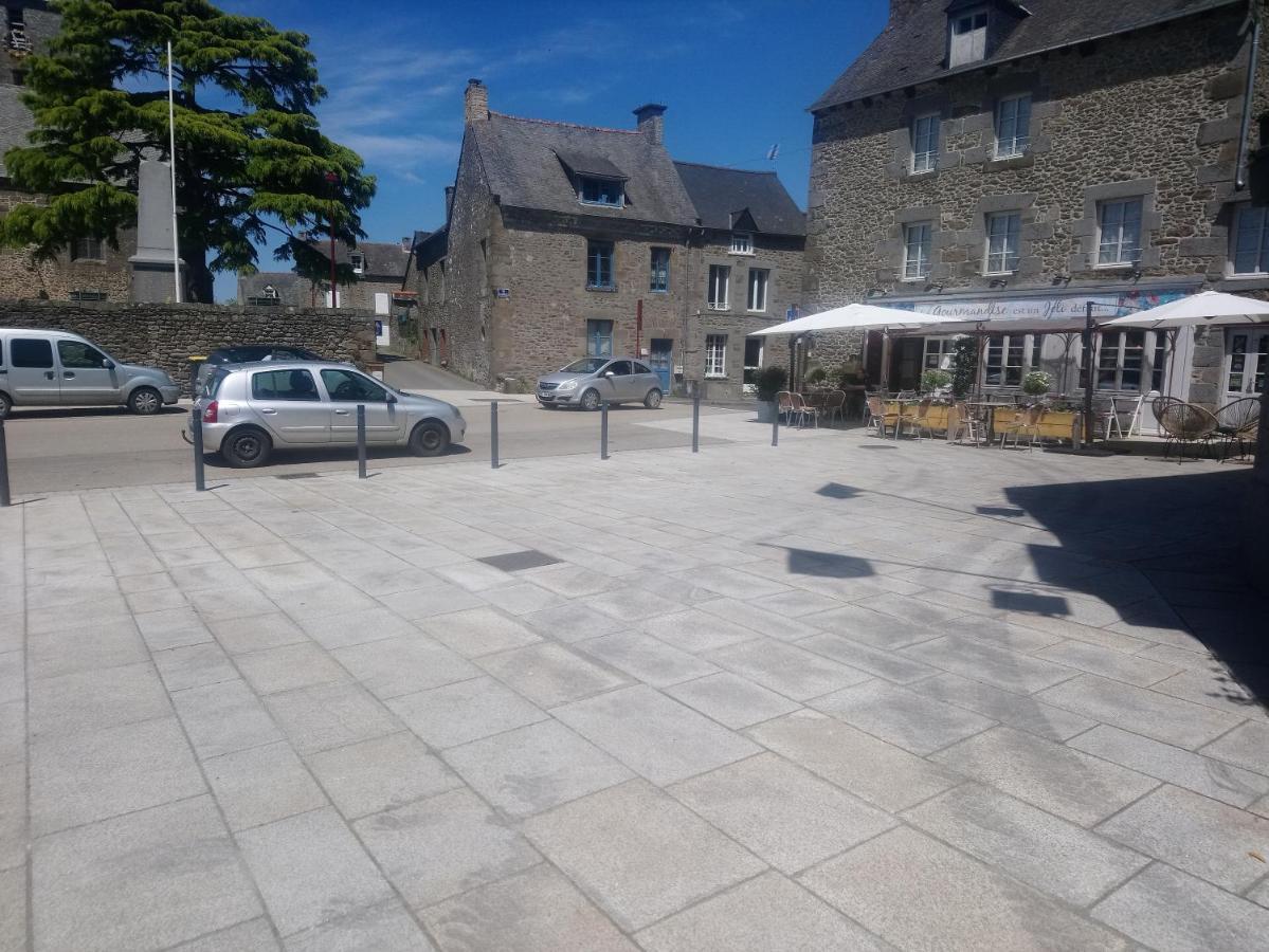 Bienvenue Pensionat Saint-Pierre-de-Plesguen Eksteriør billede